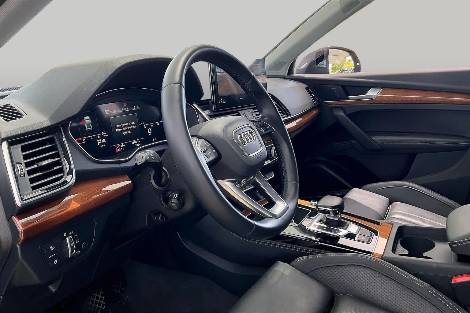 Used 2023 Daytona Gray Pearl Effect Audi S line Premium Plus image 17