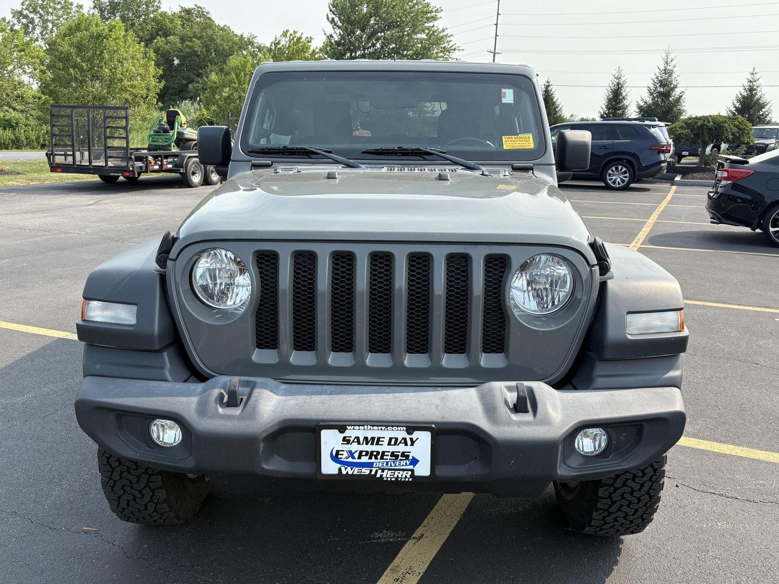 Used 2020 Sting-Gray Clearcoat Jeep Sport S image 4