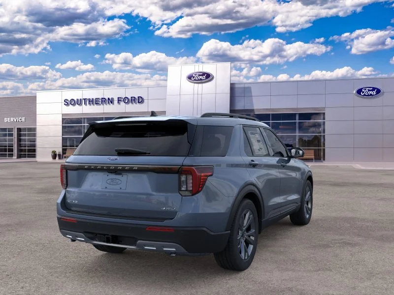 New 2026 Vapor Blue Metallic Ford Active image 32