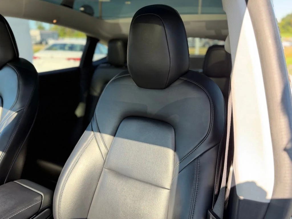 Used 2020 White Tesla Long Range image 9