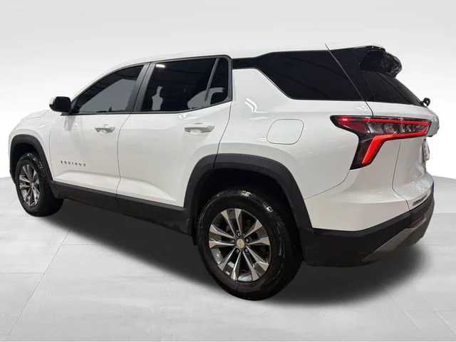 Used 2026 Summit White Chevrolet LT image 3