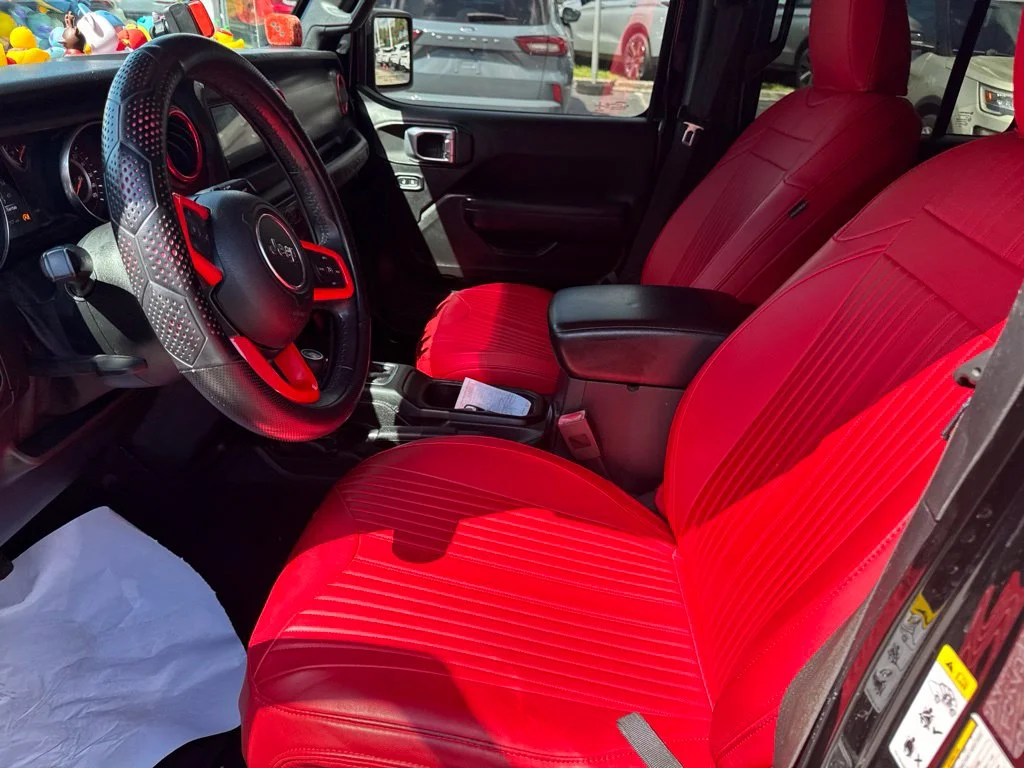 Used 2019 Black Clearcoat Jeep Unlimited Sport S image 11