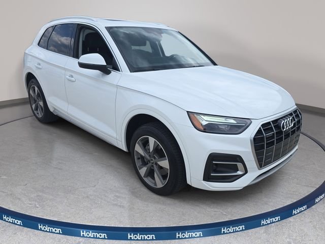 Used 2022 White Audi 40 Premium Plus image 4