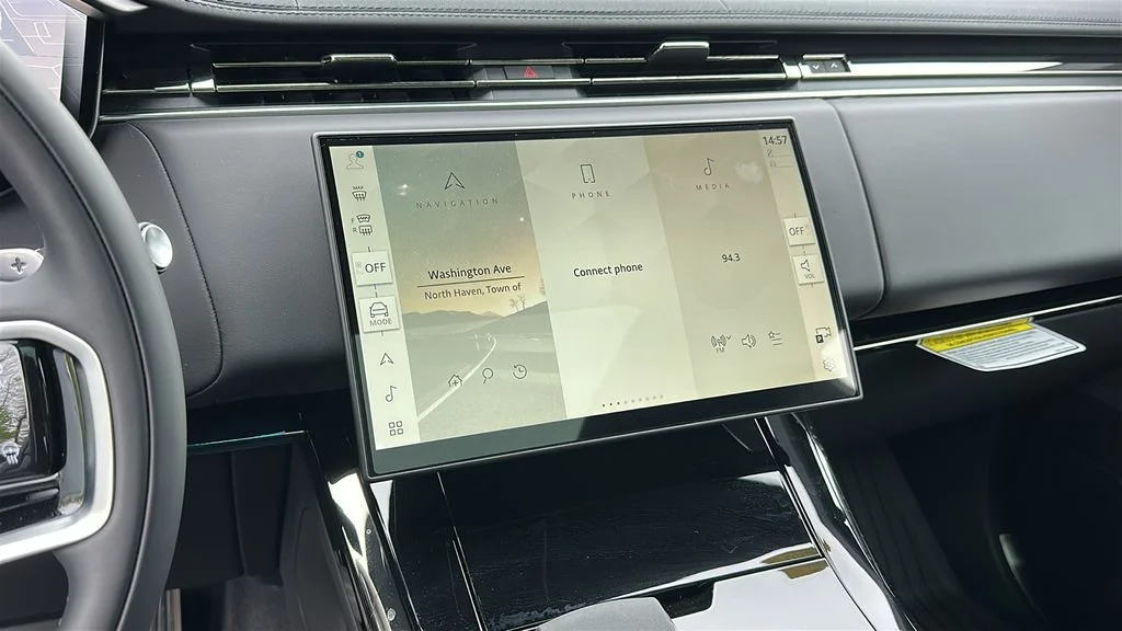 2026 Land Rover Range Rover Sport SE - Photo 15