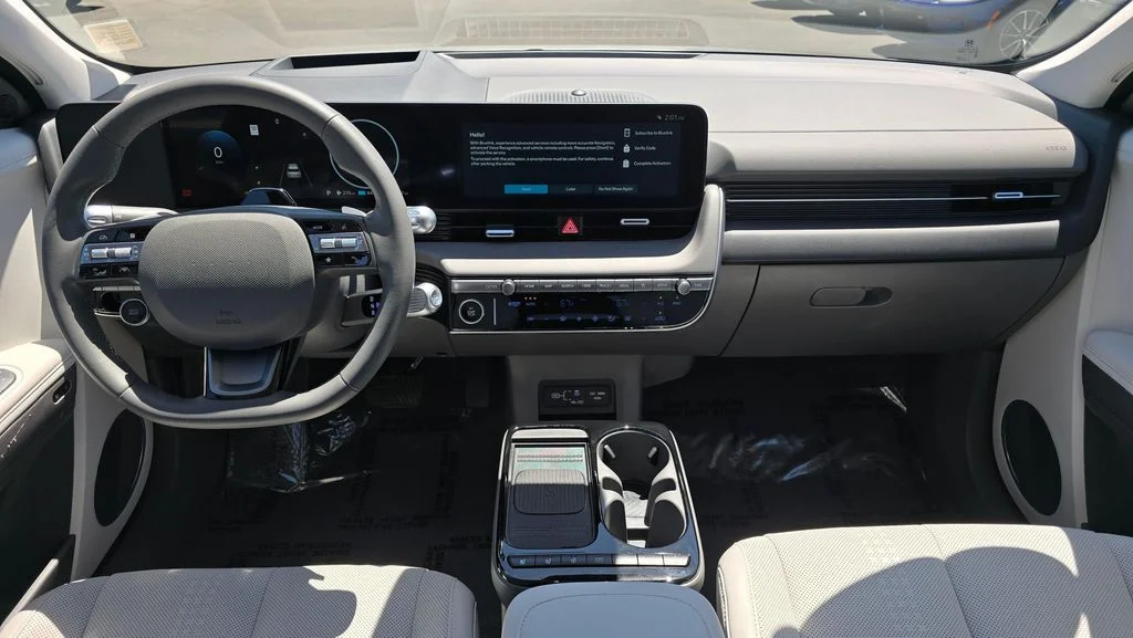 Used 2025 Gravity Gold Matte Hyundai Limited image 19