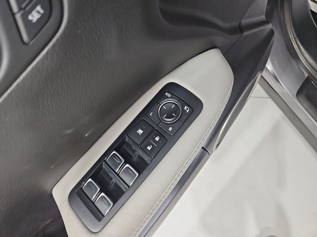 Used 2016 Gray Pearl Lexus 350 image 12