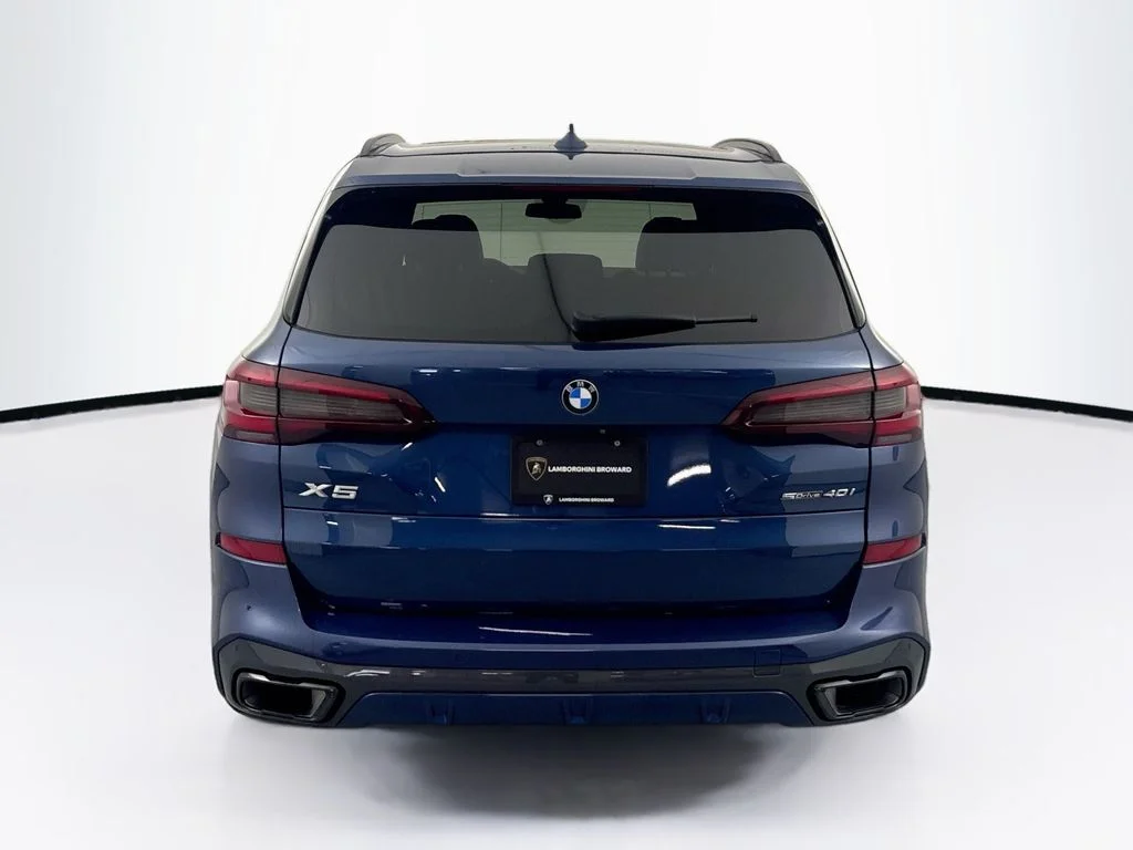 Used 2023 Blue BMW sDrive40i image 6