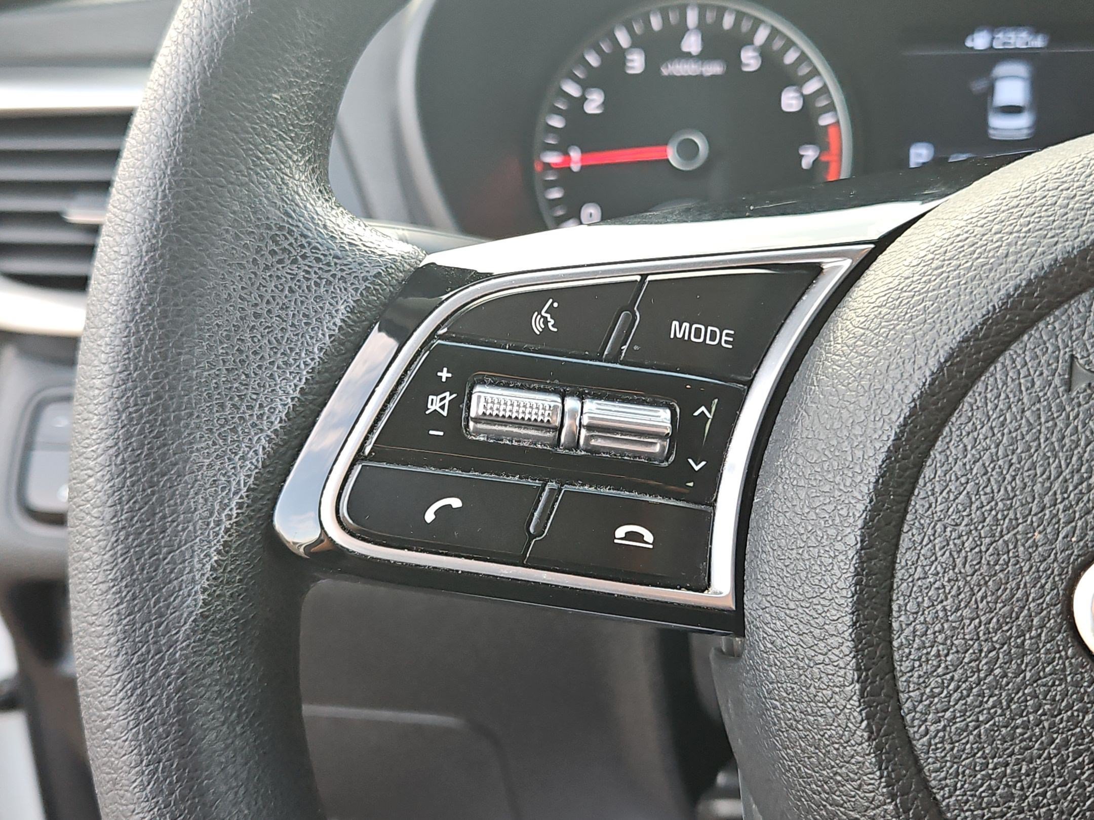 Certified Used 2020 White Kia LX image 16