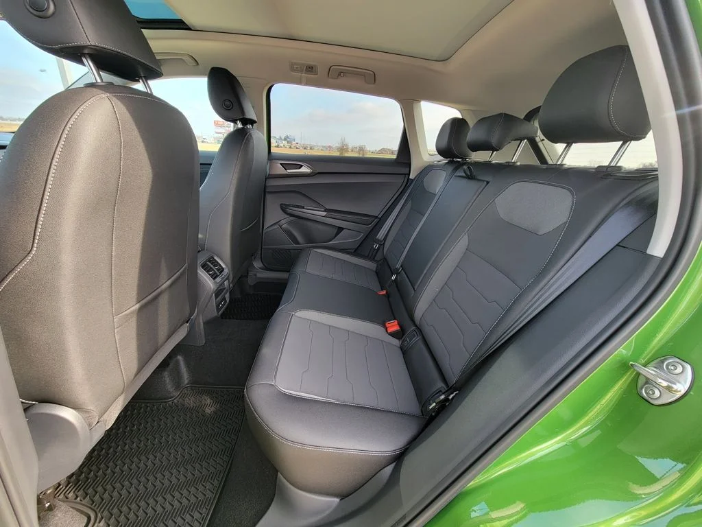 2026 Volkswagen Taos SE Black - Photo 21
