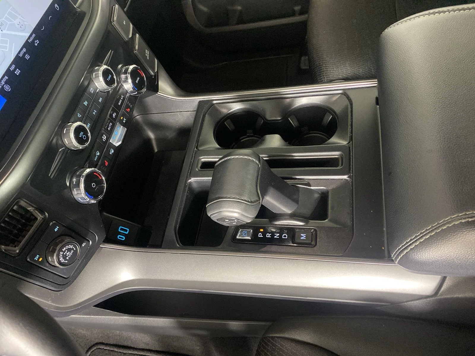 Used 2024 Carbonized Gray Ford XLT image 34