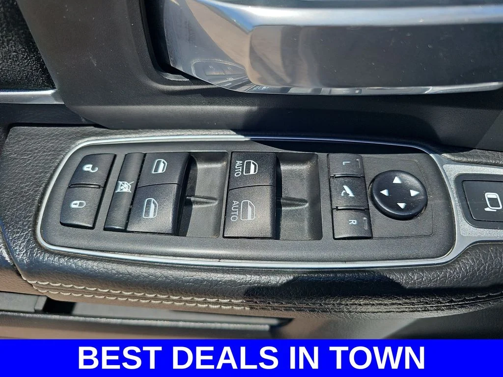 Used 2020 White Ram Laramie image 26