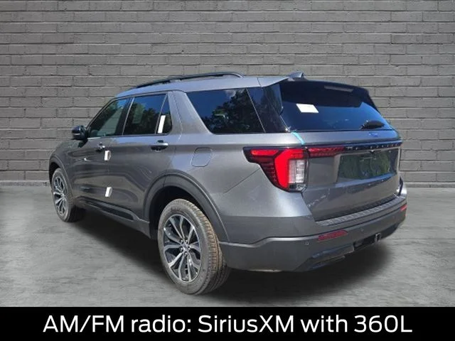 New 2026 Carbonized Gray Metallic Ford ST-Line image 5