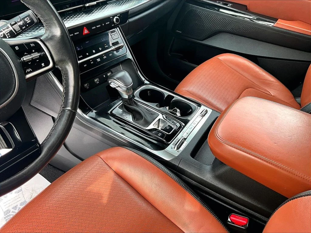 Used 2022 White Kia SX Prestige image 15