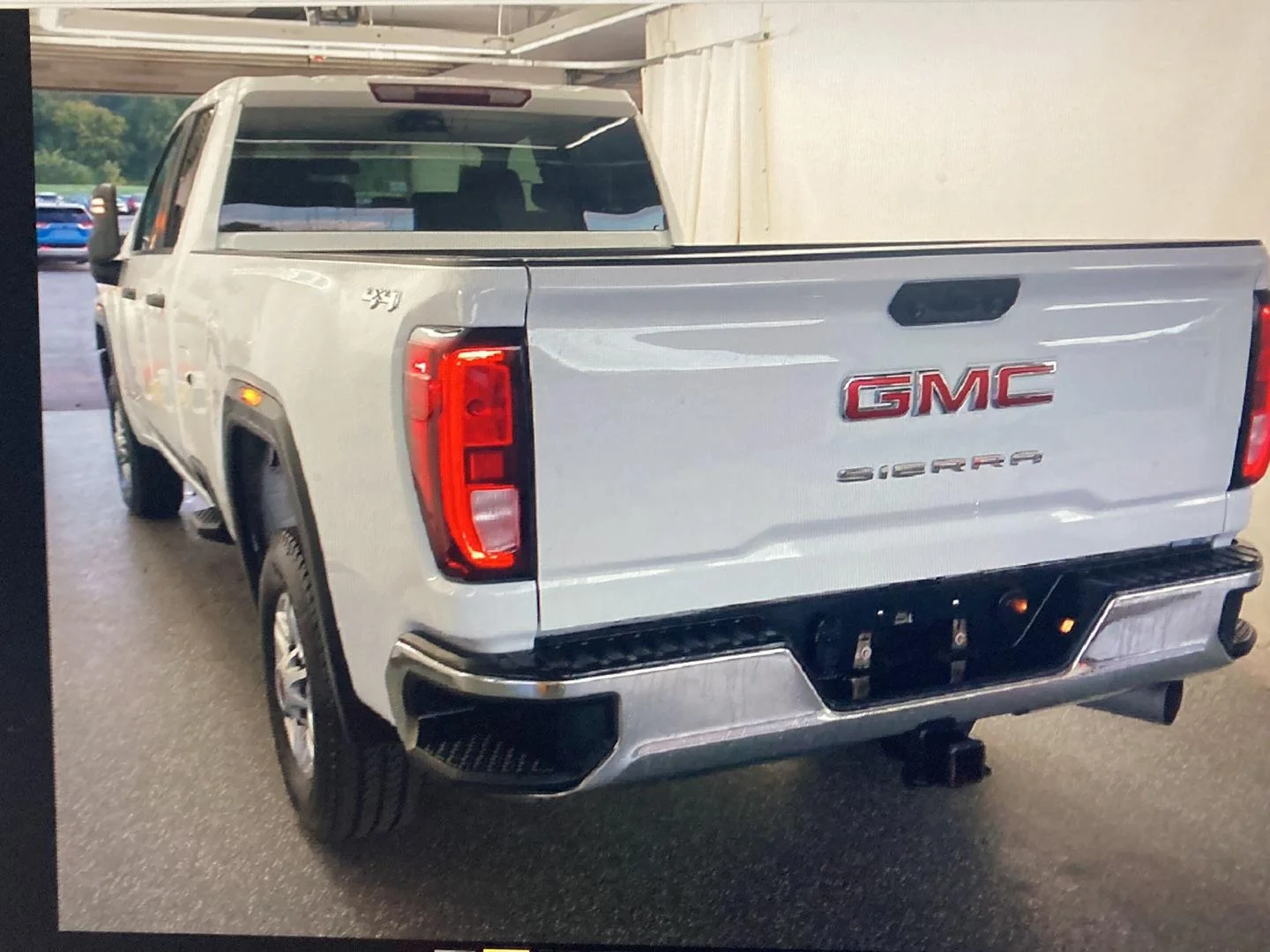 Used 2024 Summit White GMC Pro image 4