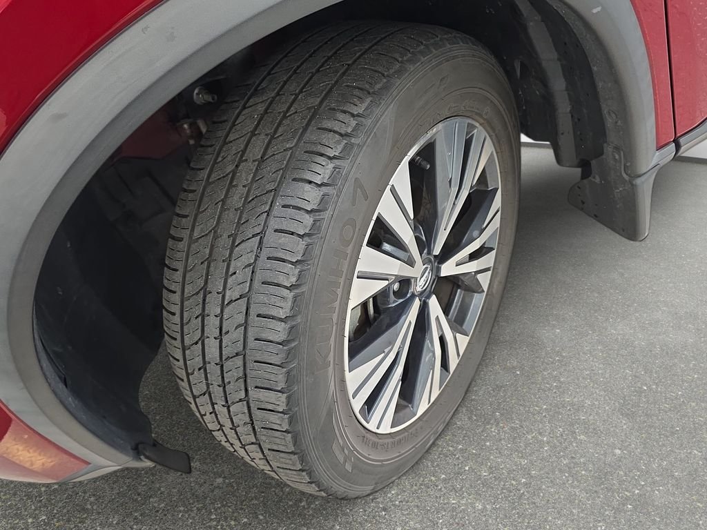 Used 2022 Scarlet Ember Tintcoat Nissan SV image 26