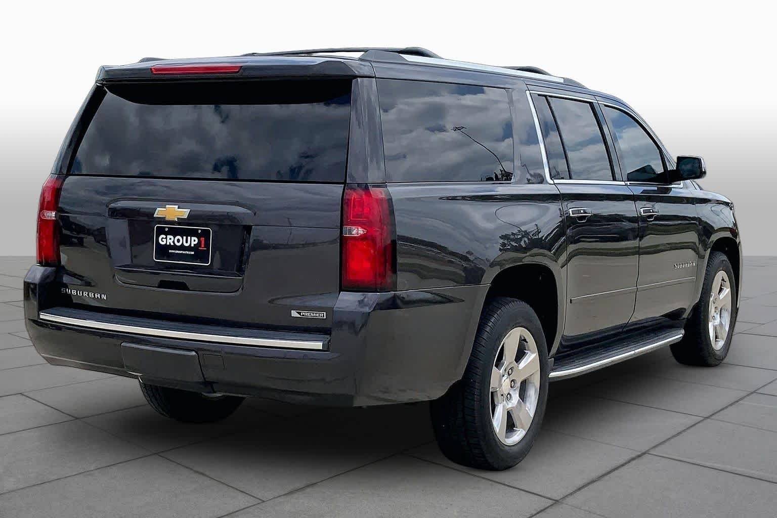Used 2018 Tungsten Metallic Chevrolet Premier image 12