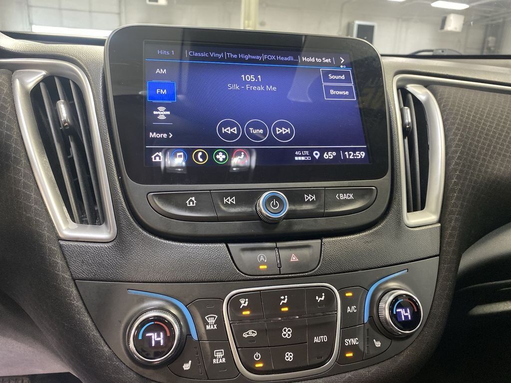 Used 2024 Lakeshore Blue Chevrolet LT image 17