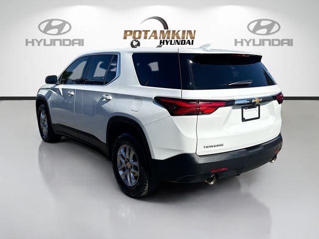 Used 2022 White Chevrolet LS image 7