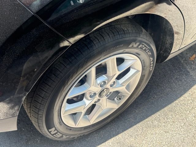 Certified Used 2025 Black Kia LX image 7