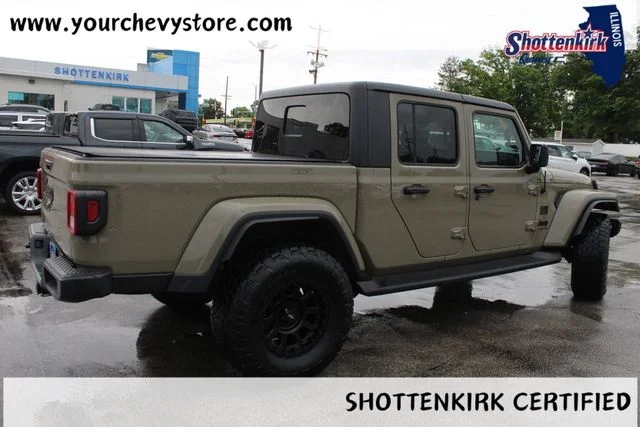 Used 2020 Green Jeep Altitude image 4