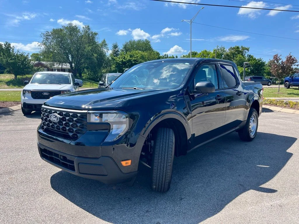 New 2026 Black Ford XL image 3