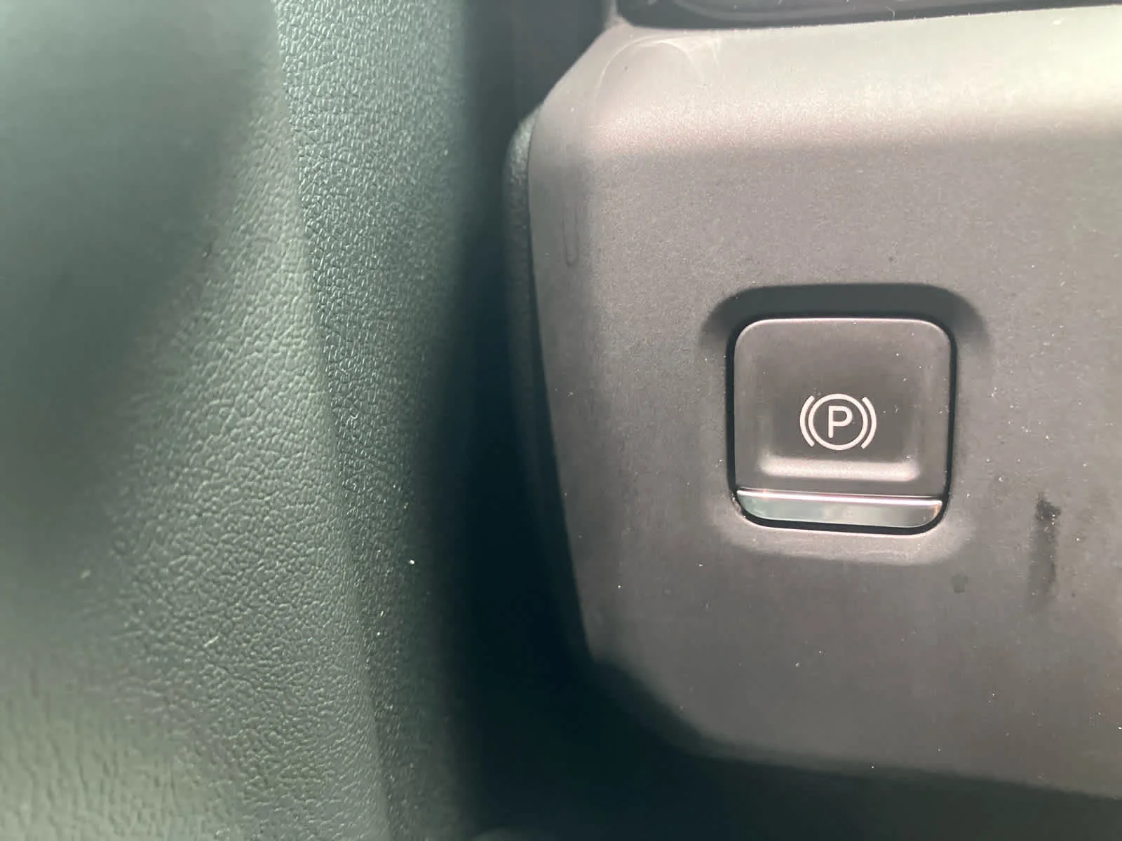 Used 2022 Cayenne Red Tintcoat GMC Denali image 14