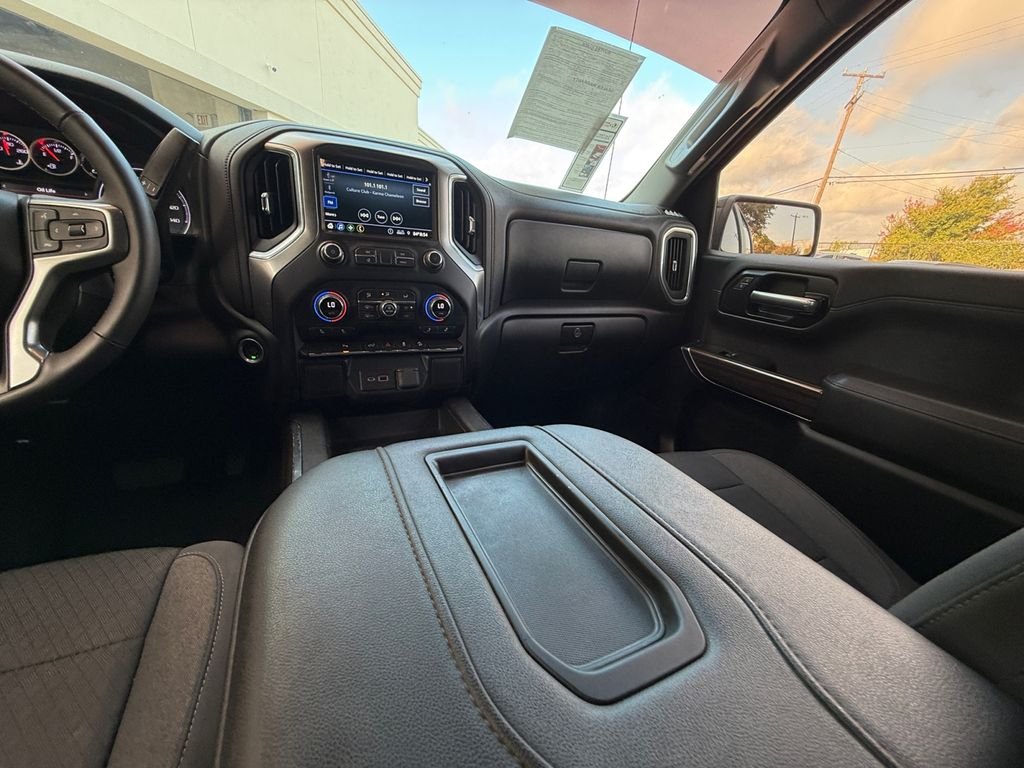 Used 2022 Red Chevrolet LT Trail Boss image 15