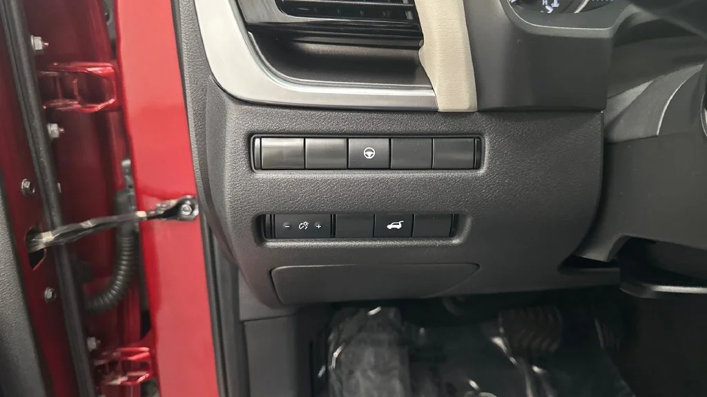 Used 2021 Red Nissan SV image 24
