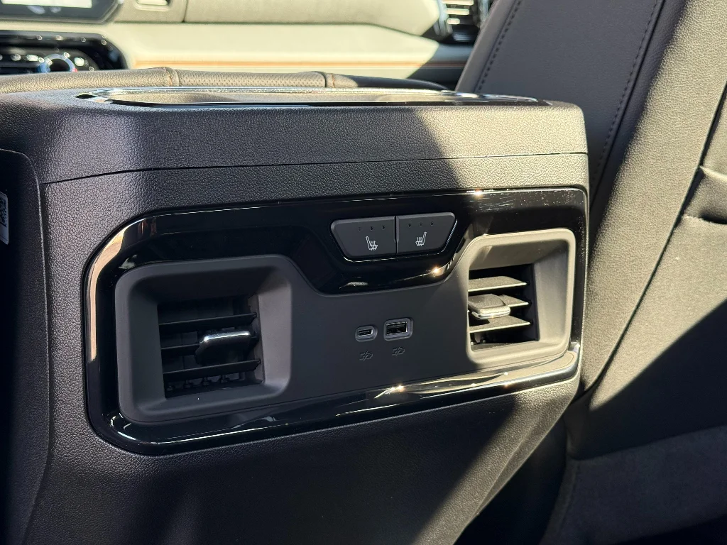 2026 GMC Sierra 2500HD AT4 - Photo 29