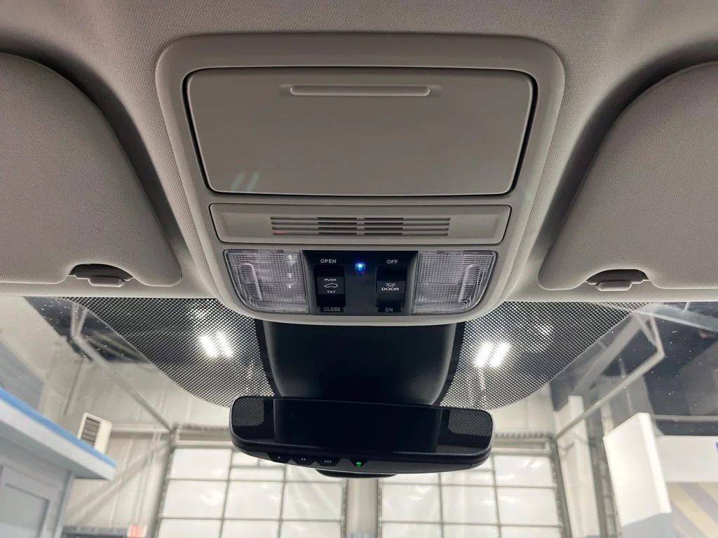Used 2026 Platinum White Pearl Honda EX-L image 26