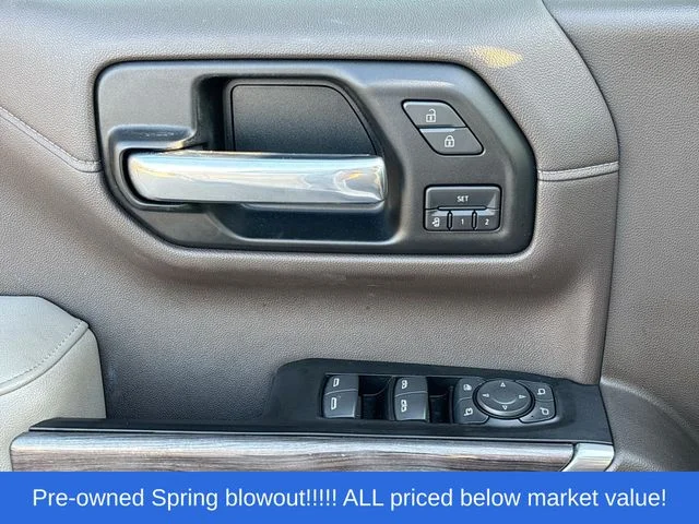 Used 2019 White Chevrolet LTZ image 36