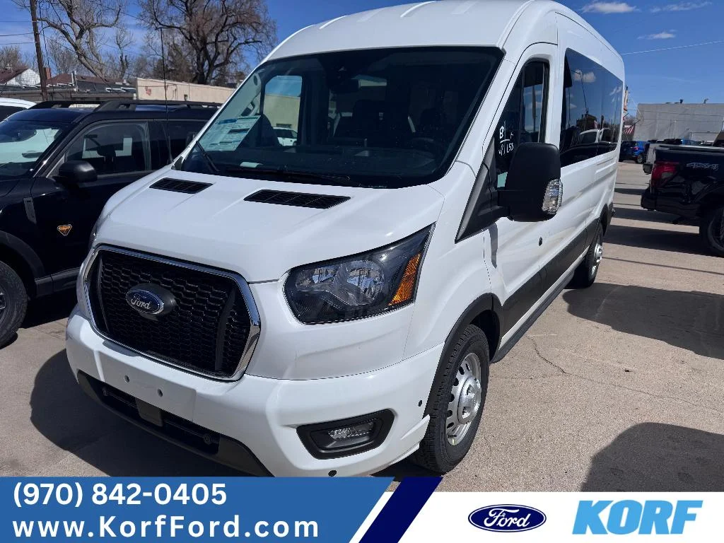 Used 2025 White Ford XL image 1