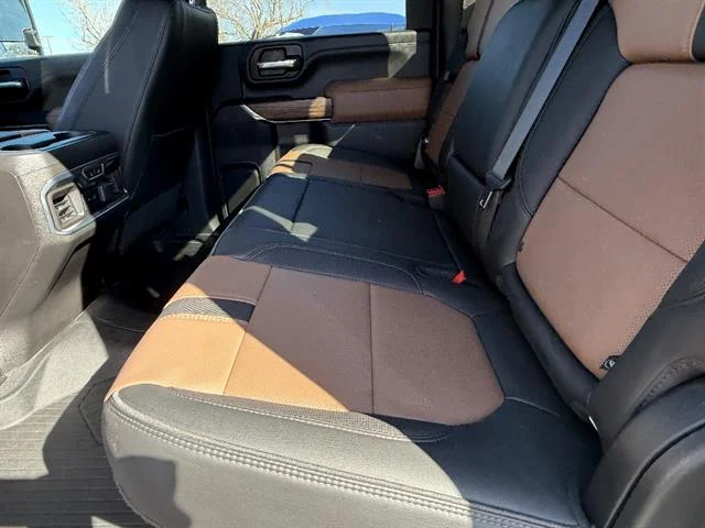 2023 Chevrolet Silverado 3500HD High Country - Photo 23