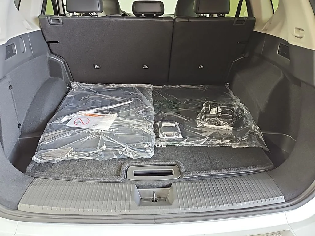2025 Nissan Rogue Platinum - Photo 23