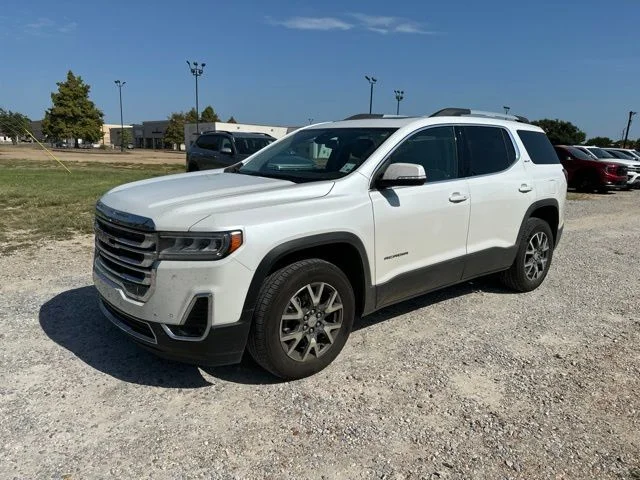 Used 2023 White GMC SLT image 6