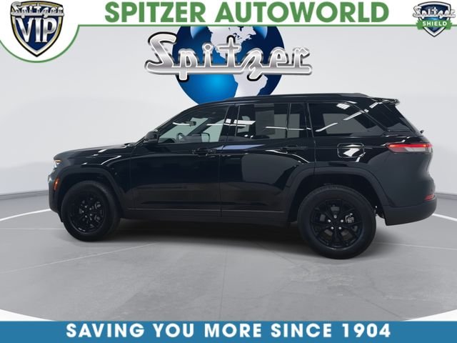 Used 2025 Black Jeep Altitude X image 7
