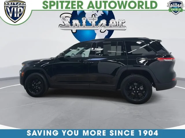 Used 2025 Black Jeep Altitude X image 7