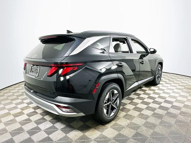 New 2026 Hyundai TUCSON SEL