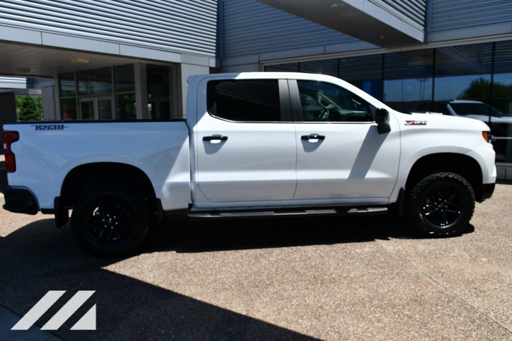 2026 Chevrolet Silverado 1500 LT Trail Boss - Photo 9