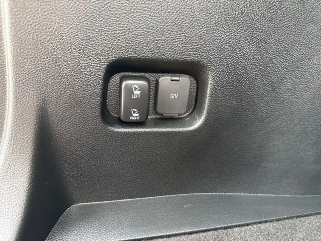 Used 2020 Red Ford Titanium image 17