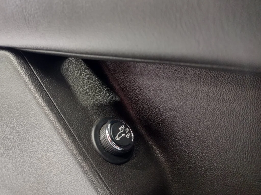 Used 2019 Black Cadillac Luxury image 37