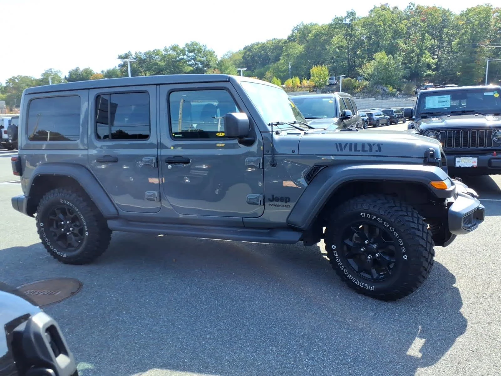 Certified Used 2022 Sting-Gray Clearcoat Jeep Unlimited Willys image 6
