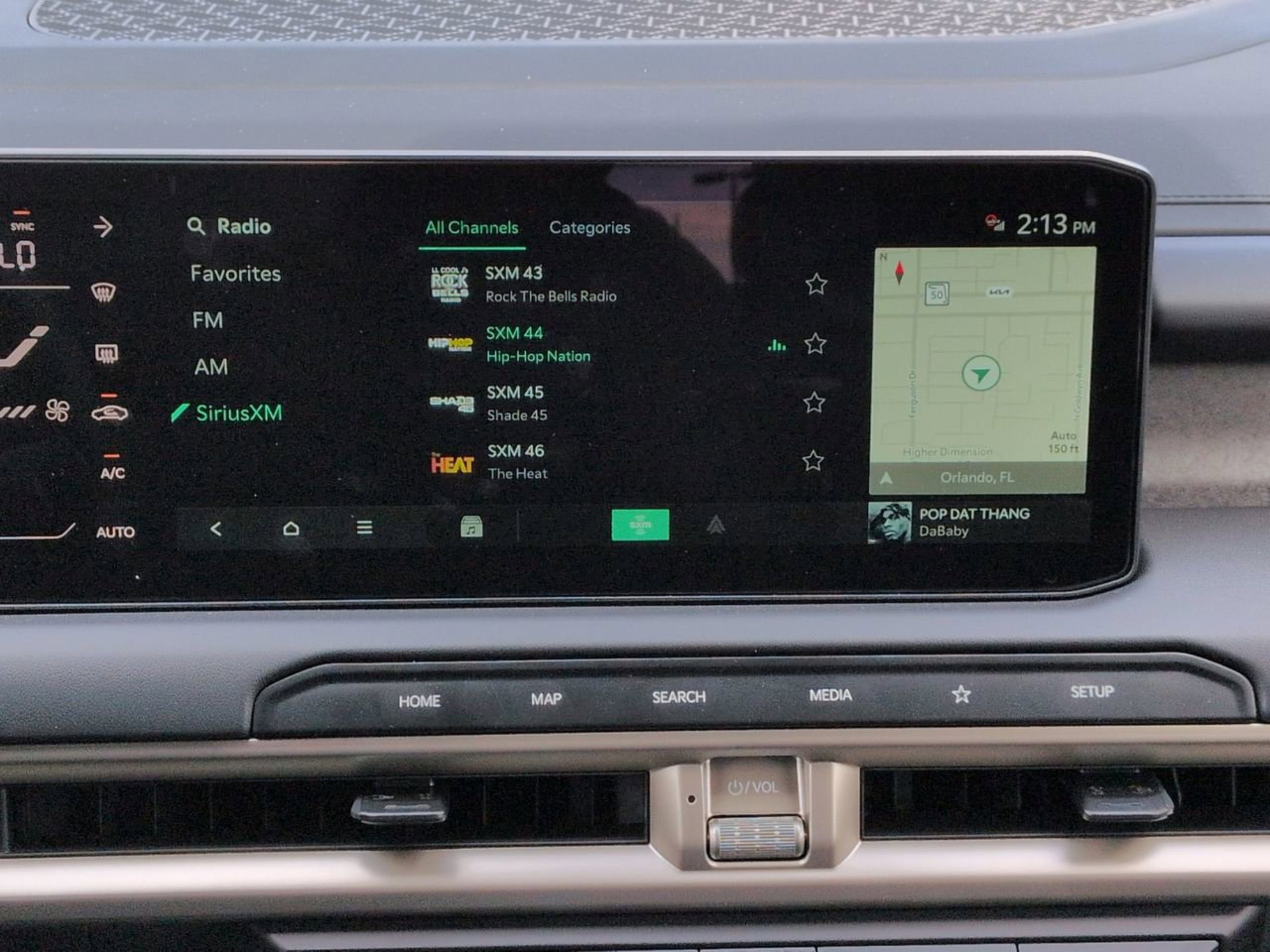 New 2027 Glacial White Pearl Kia EX image 17