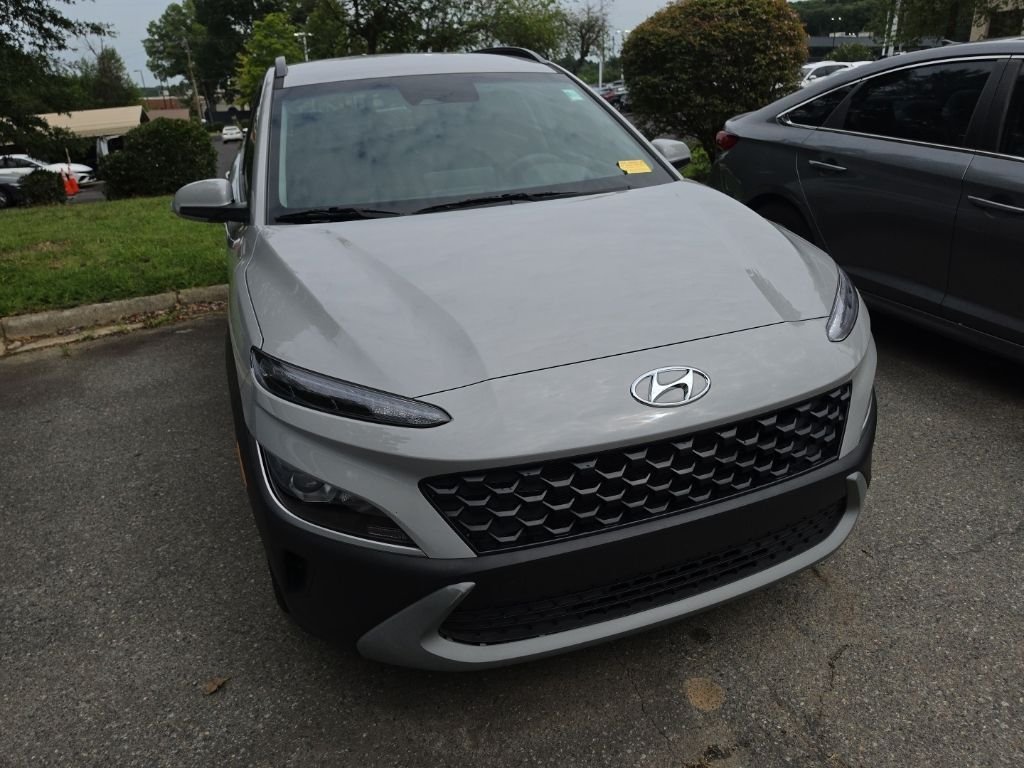2023 Hyundai Kona SEL - Photo 2