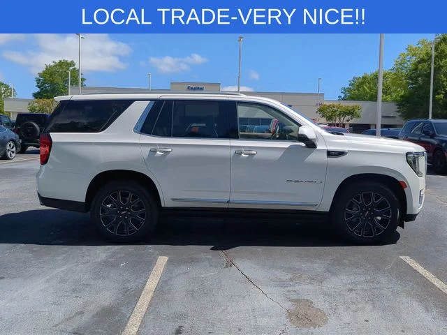 Used 2023 White GMC Denali image 6