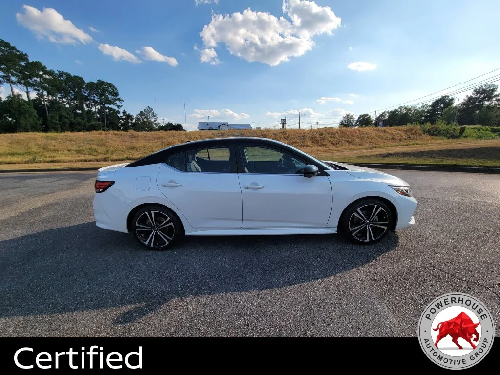 Used 2023 White Nissan SR image 8