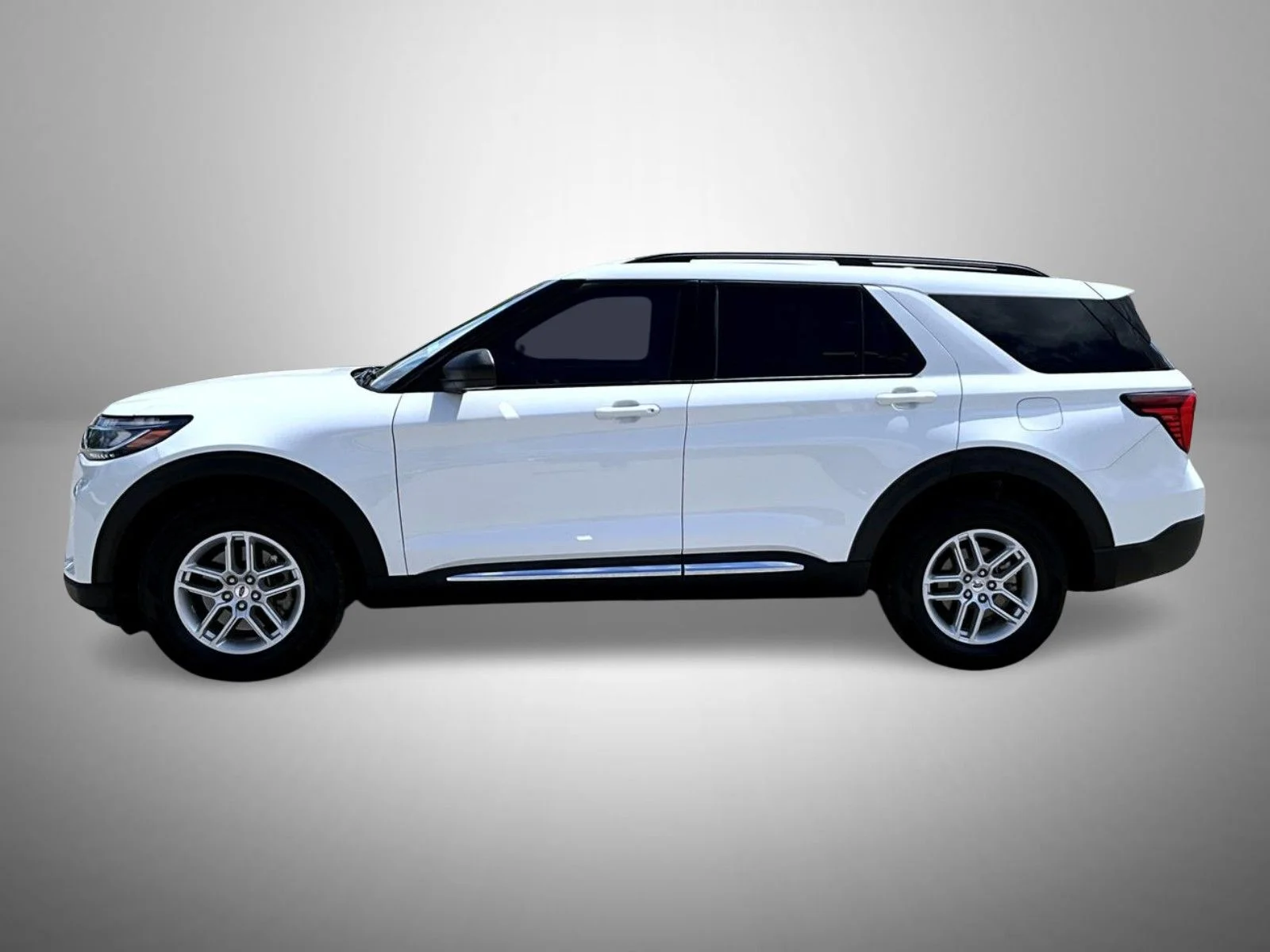 Used 2025 White Ford Active image 8