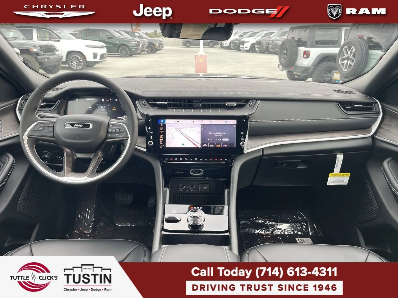 New 2027 High-Gloss Black Paint Jeep Limited image 18