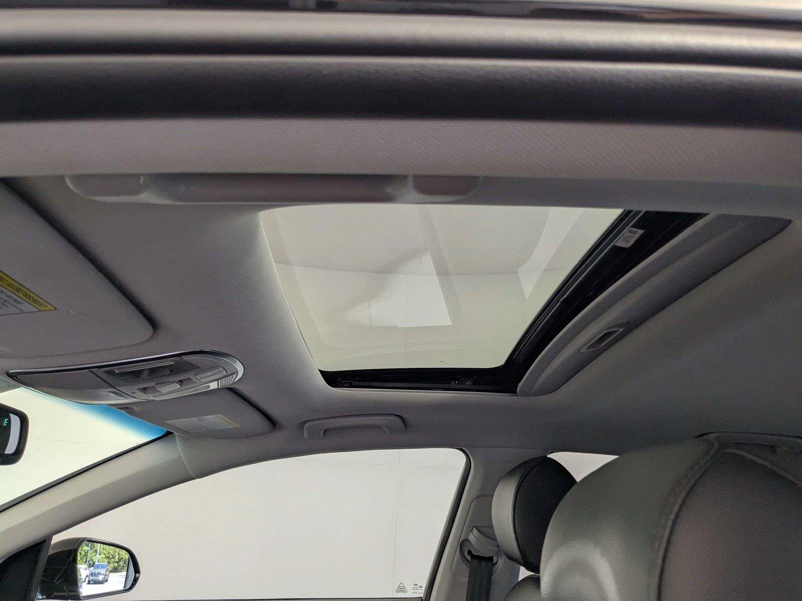 Used 2018 Phantom Black Hyundai Limited image 14
