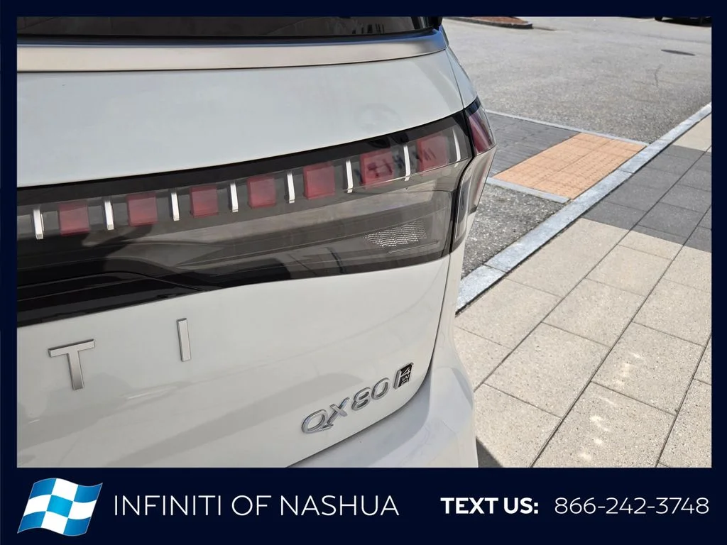 New 2027 RADIANT WHITE INFINITI Luxe 4WD image 13